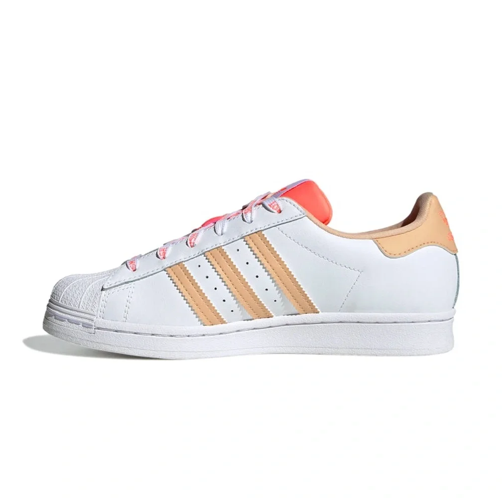 Adidas Originals‎ superstar white Limited Edition Self Love size 9